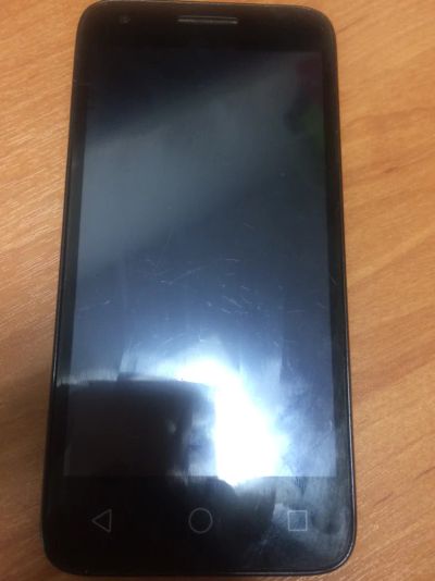 Лот: 9485977. Фото: 1. alcatel one touch 4027d. Смартфоны