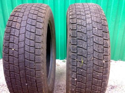 Лот: 121219. Фото: 1. Bridgestone 205/60 R16-2 шт. Шины