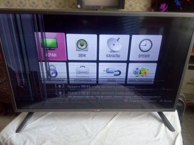 Лот: 15691480. Фото: 1. LG 32LB561V битый. Телевизоры