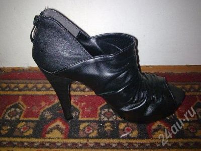 Лот: 374514. Фото: 1. кожаные туфельки. Другое (женская обувь)