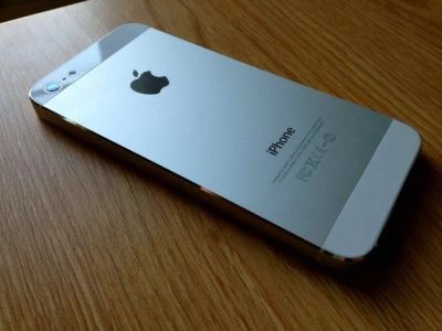 Лот: 5457694. Фото: 1. iPhone 5 16 GB. Смартфоны