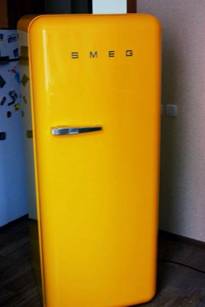 Лот: 6504559. Фото: 1. Холодильник SMEG FAB28RG1. Холодильники, морозильные камеры