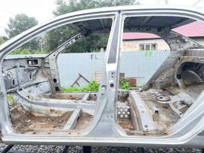 Лот: 25718009. Фото: 1. стойка кузова toyota corolla ZZE120. Кузов