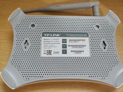 Лот: 20423197. Фото: 1. USB 3g/4g роутер TP-LINK TL-MR3220. Маршрутизаторы (роутеры)