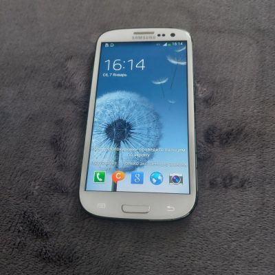 Лот: 18982013. Фото: 1. Samsung gt-i9300. Смартфоны