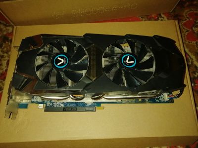 Лот: 19490996. Фото: 1. Sapphire R9 280x Vapor-x + такая... Видеокарты