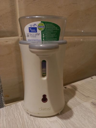 Лот: 18454071. Фото: 1. Автоматический дозатор для жидкого... Аксессуары для ванной