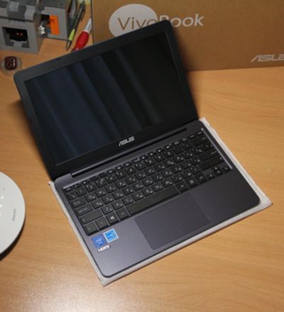 Лот: 14368880. Фото: 1. Asus VivoBook E12 E203MA ( Intel... Ноутбуки