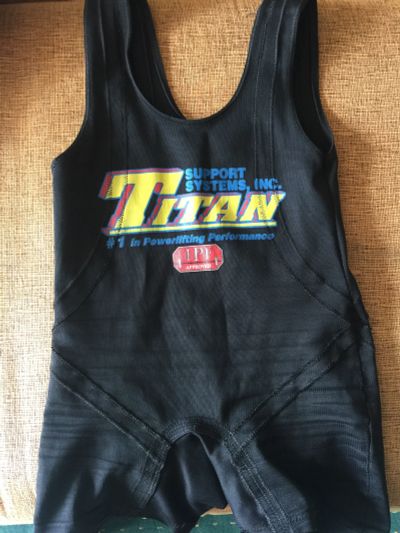 Лот: 11908613. Фото: 1. Комбинезон Titan пауэрлифтинг. Другое (тяжелая атлетика)