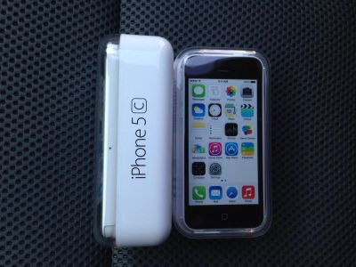 Лот: 7578910. Фото: 1. iphone 5c. Смартфоны