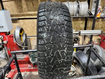 Лот: 25412048. Фото: 1. (1шт) 235-65-17 Pirelli Ice Zero. Шины