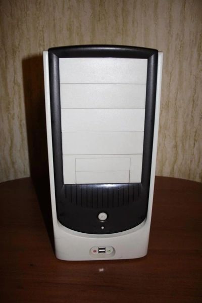 Лот: 3462645. Фото: 1. Корпус InWin. Корпуса, блоки питания