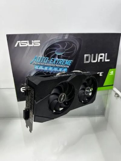 Лот: 25522221. Фото: 1. Игровая видеокарта ASUS GeForce... Видеокарты