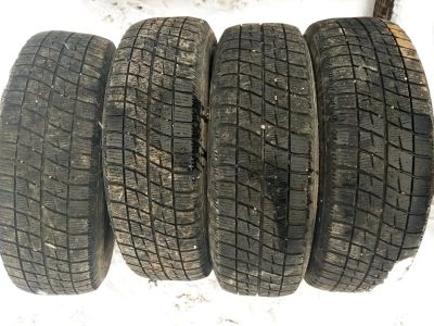 Лот: 25780981. Фото: 1. Bridgestone ice partner 185/65R15. Шины
