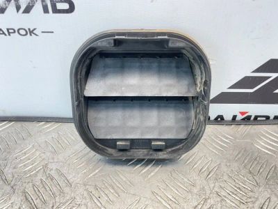 Лот: 25803619. Фото: 1. решетка вентиляционная Chevrolet... Двигатель и элементы двигателя