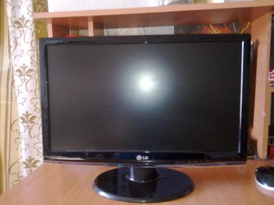 Лот: 4044658. Фото: 1. LG Монитор W2253S-pF. ЖК-мониторы