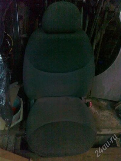 Лот: 2503529. Фото: 1. toyota vitz scp1# комплект сидений. Другое (автозапчасти)
