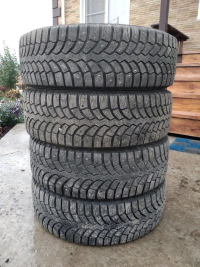 Лот: 14701924. Фото: 1. Шины Brigestone Blizzak Spike-01... Шины