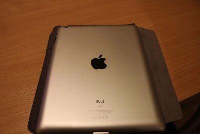 Лот: 5916855. Фото: 1. IPad 3 wi-fi 16gb черный идеальное... Планшеты