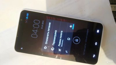 Лот: 6087660. Фото: 1. highscreen alpha r white. Кнопочные мобильные телефоны