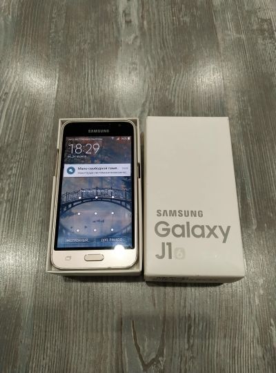 Лот: 18951288. Фото: 1. Samsung Galaxy J1. Торги с рубля... Смартфоны