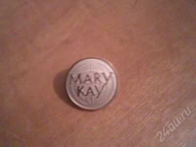 Лот: 194969. Фото: 1. Значок Мэри Кэй. Другое (значки, медали, жетоны)