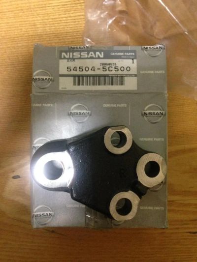 Лот: 6420338. Фото: 1. Nissan Largo Serena c 91-99 Рычаг. Ходовая, подвеска, рулевое управление