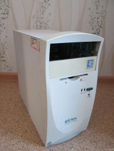 Лот: 7699315. Фото: 1. Системный блок 1.7Ghz 1GbОЗУ 40gb... Компьютеры в сборе