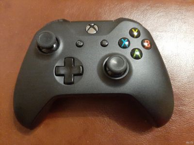 Лот: 15222694. Фото: 1. Геймпад Xbox One (Новый 2). Аксессуары для игровых приставок, консолей, геймпады
