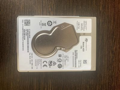 Лот: 17261998. Фото: 1. Жёсткий диск Seagate (ST1000LM035... Жёсткие диски (HDD)