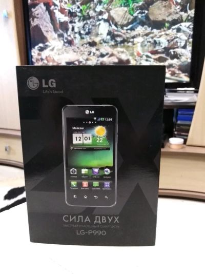 Лот: 12751648. Фото: 1. LG optimus 2x с hdmi кабелем. Смартфоны