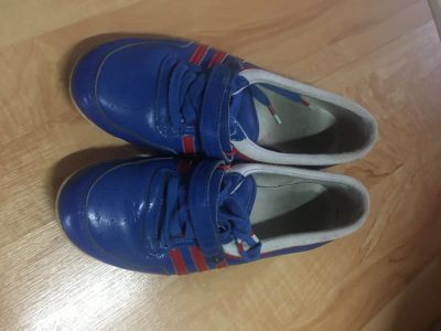 Лот: 16874563. Фото: 1. Кроссовки Adidas original. Кеды, кроссовки, слипоны