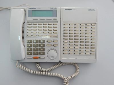 Лот: 10233647. Фото: 1. Цифровой системный телефон Panasonic... Проводные телефоны