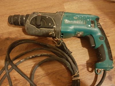 Лот: 15504433. Фото: 1. Перфоратор Makita 2470, оригинал. Электроинструмент