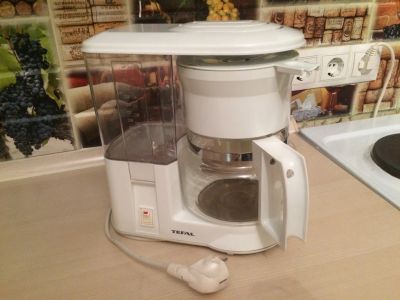 Лот: 12885321. Фото: 1. Кофеварка Tefal. Чайники, кофемашины, кулеры