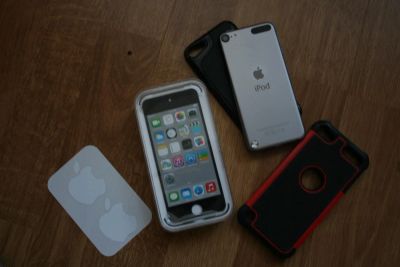 Лот: 4710792. Фото: 1. iPod touch 5 32gb. Плееры