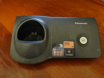 Лот: 5019759. Фото: 1. База Panasonic. DECT и радиотелефоны