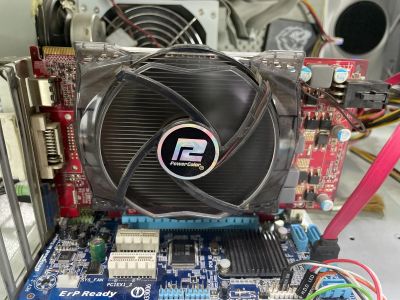 Лот: 21375550. Фото: 1. Видеокарта Radeon HD 5700. Видеокарты