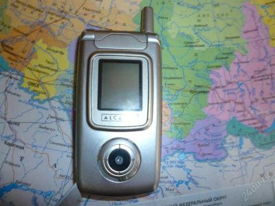 Лот: 858644. Фото: 1. Продам два телефона Alcatel с... Кнопочные мобильные телефоны