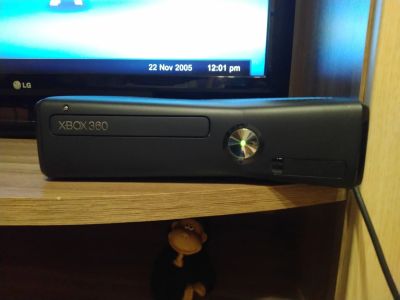 Лот: 17007708. Фото: 1. XBOX 360 250Gb Freeboot. Без геймпадов. Игровые приставки, консоли