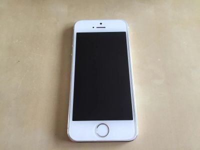 Лот: 7081324. Фото: 1. iPhone 5S. Смартфоны