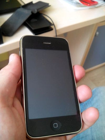 Лот: 2191759. Фото: 1. Продам Iphone 3GS 16Gb, оригинал... Смартфоны