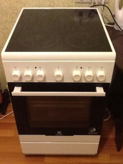Лот: 5137104. Фото: 1. Електроплита Electrolux EKC 951100... Плиты, духовые шкафы, варочные поверхности