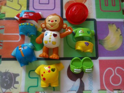 Лот: 7783559. Фото: 1. Vtech Одень обезьянку на русском. Развивающие