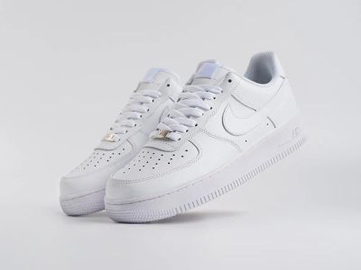 Лот: 3880288. Фото: 1. Кроссовки Nike Air Force 1 Low. Кеды, кроссовки, слипоны