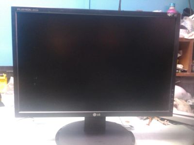 Лот: 4380370. Фото: 1. Монитор LG Flatron L194WT-BF. ЖК-мониторы