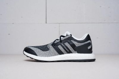 Лот: 11618235. Фото: 1. Кроссовки Adidas Y-3 Pure Boost. Кеды, кроссовки, слипоны