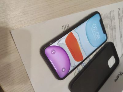 Лот: 16845747. Фото: 1. iPhone 11 64Gb. Смартфоны