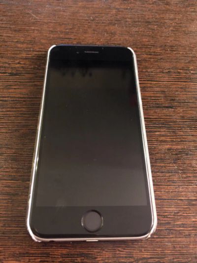 Лот: 11740220. Фото: 1. Продам IPhone 6. Смартфоны