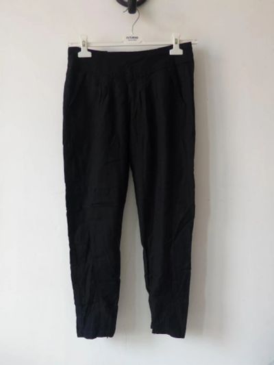 Лот: 10037954. Фото: 1. Брюки Bershka размер М. Брюки, шорты